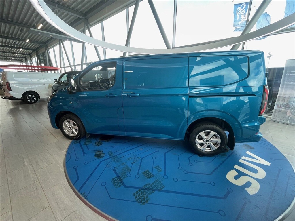 Ford E-Transit Custom Limited billede 3