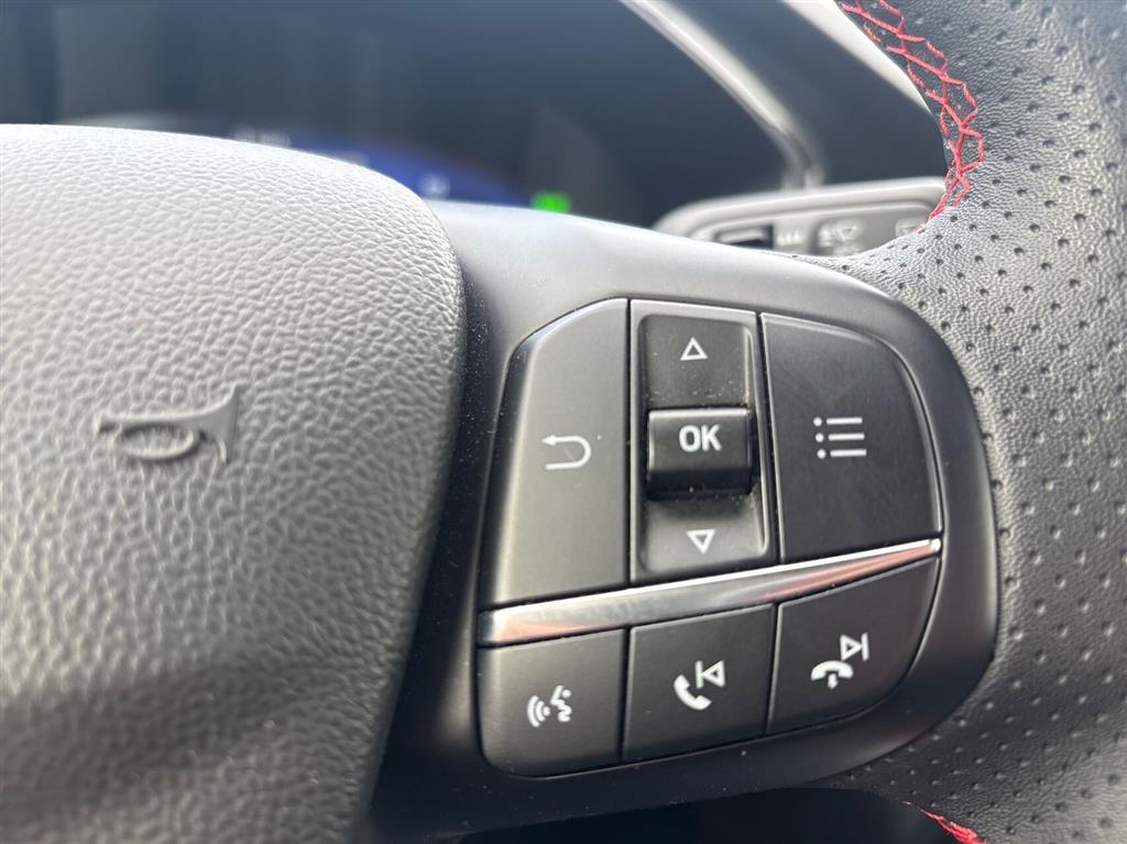 Ford Kuga ST-Line X billede 18