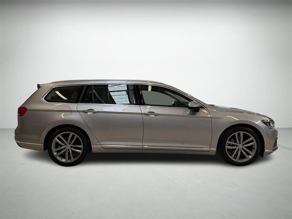 VW Passat Elegance Plus Pro billede 5