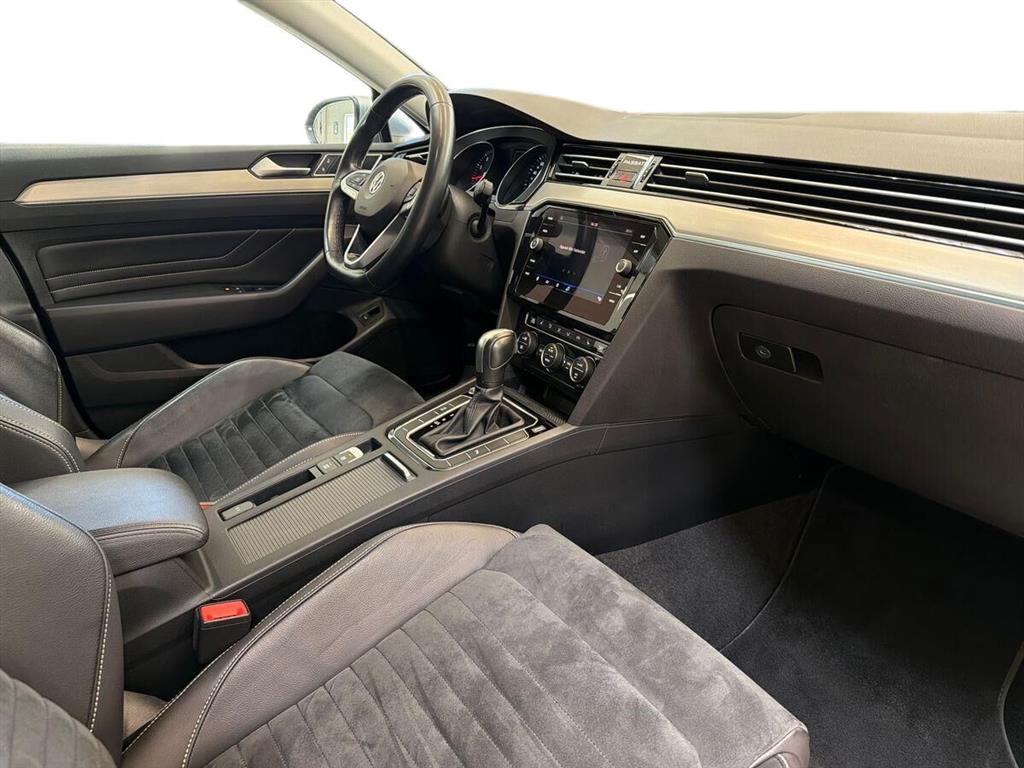 VW Passat Elegance Plus Pro billede 10