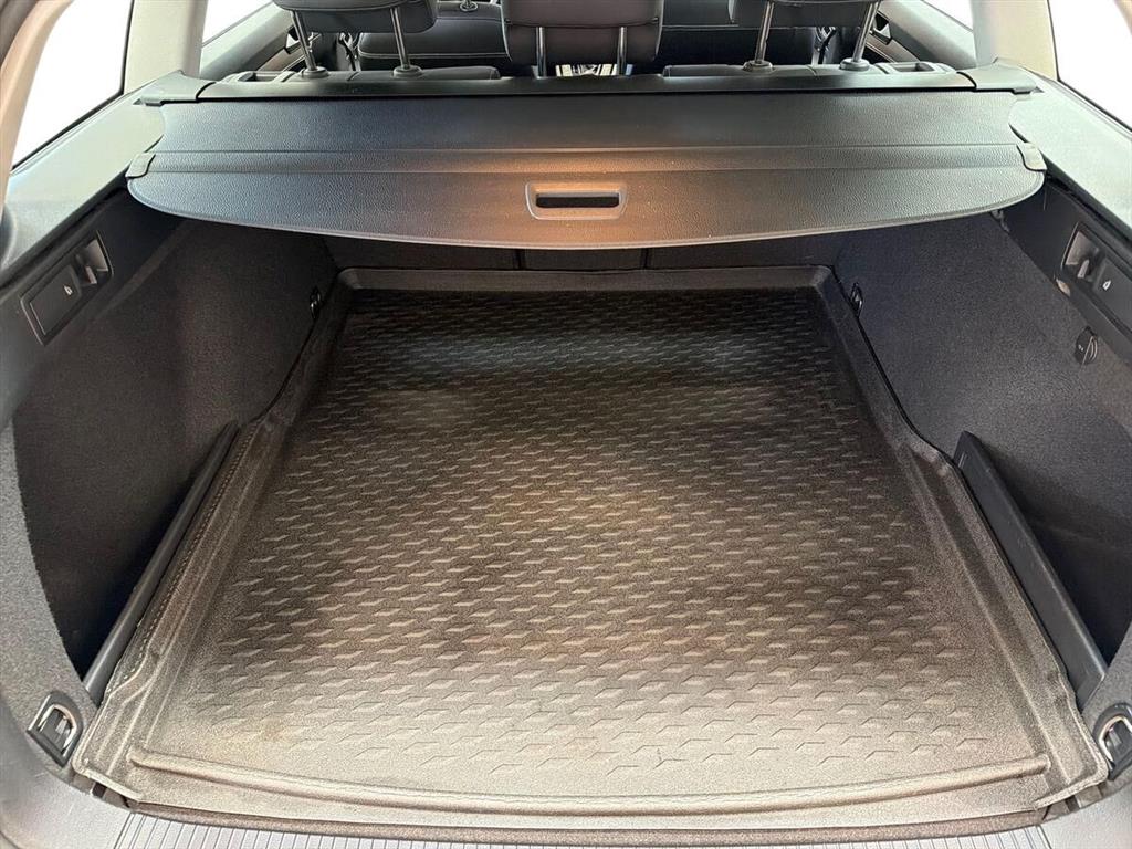 VW Passat Elegance Plus Pro billede 13