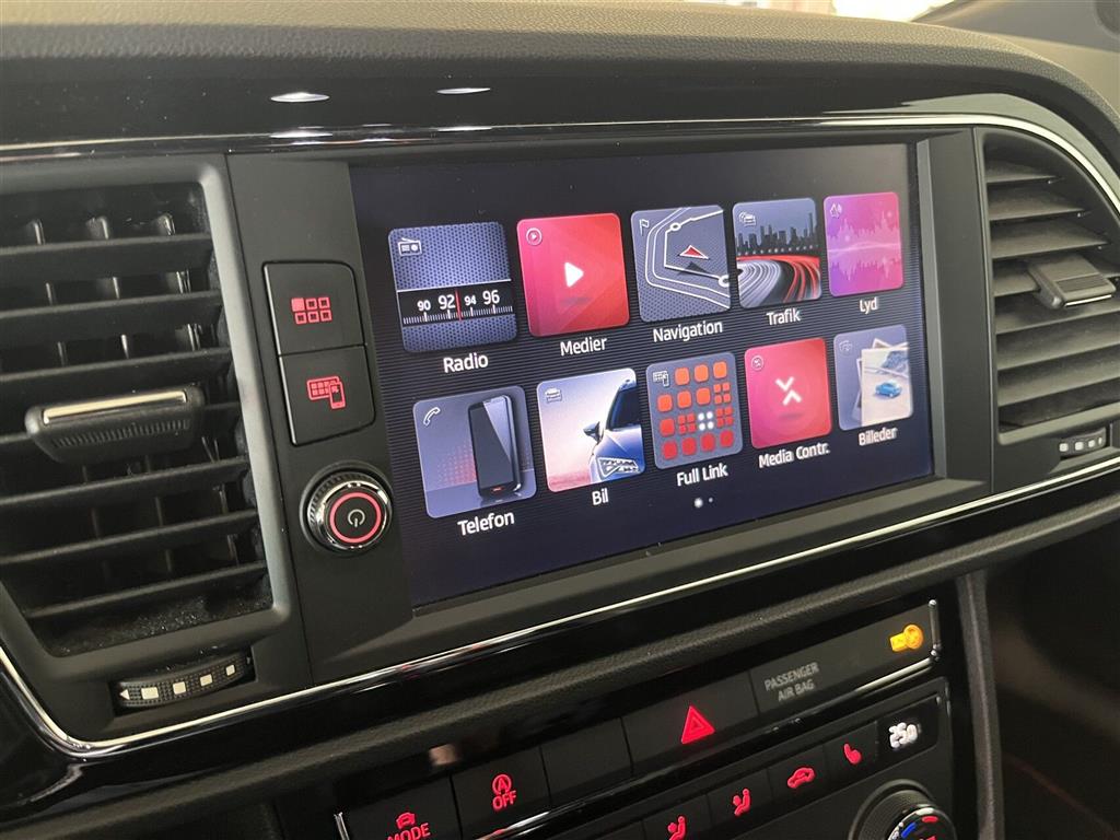 Seat Leon FR generic.image 7