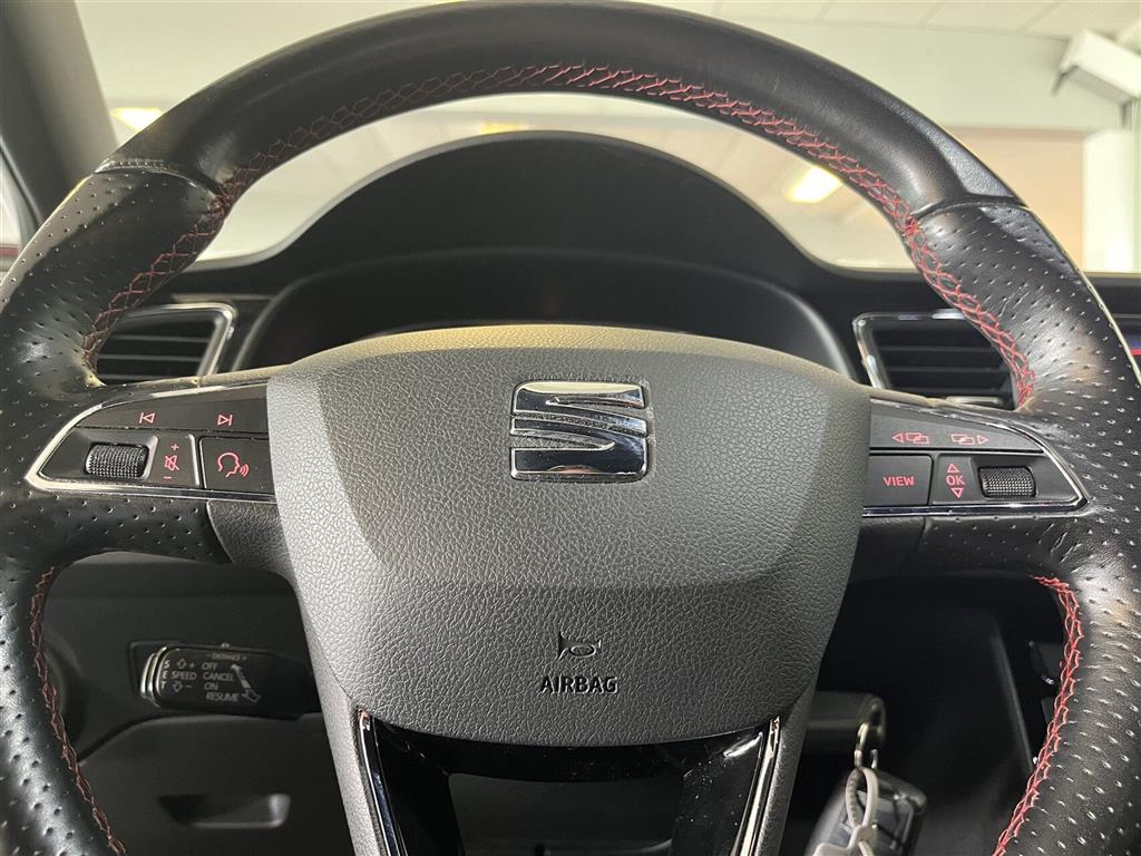 Seat Leon FR generic.image 10