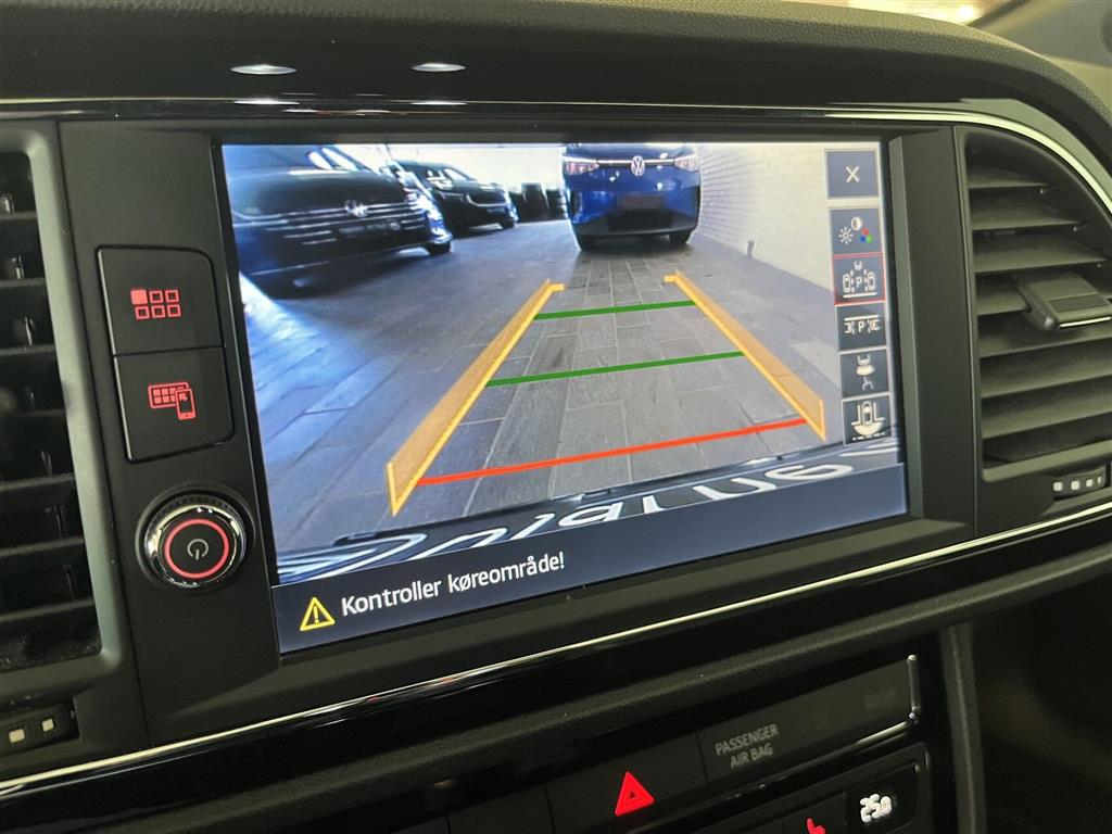 Seat Leon FR generic.image 8