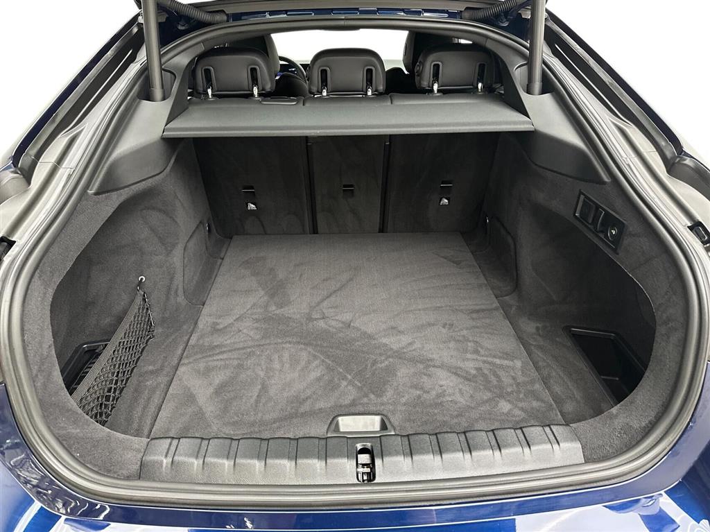 BMW i4 Fully Charged billede 13