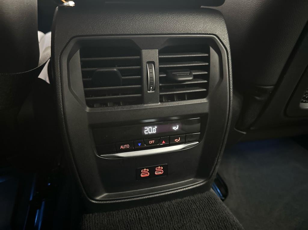 BMW i4 Fully Charged billede 19