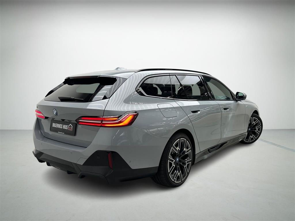 BMW i5 M-Sport billede 2