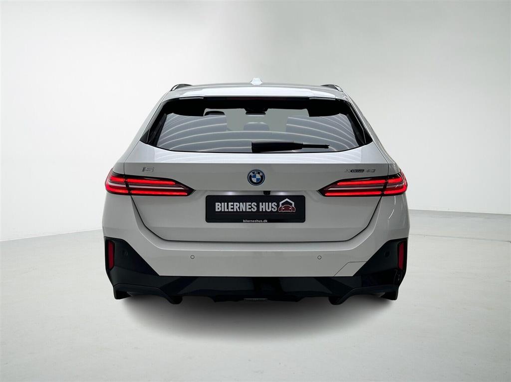 BMW i5 Fully Charged billede 8
