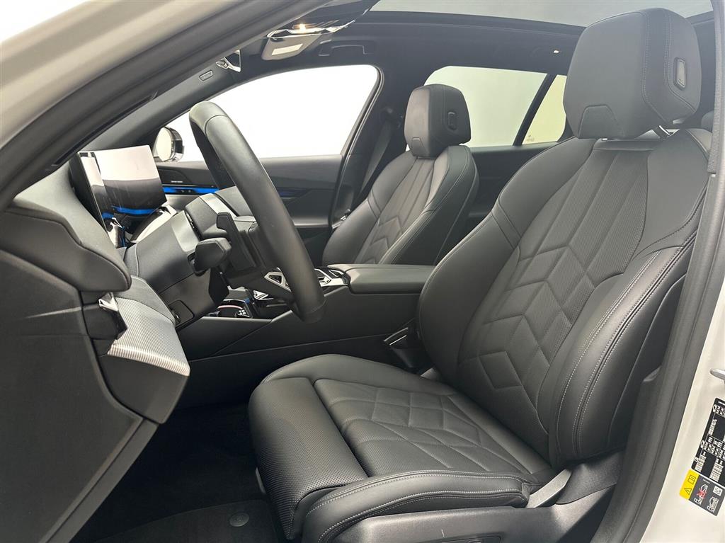 BMW i5 Fully Charged billede 19
