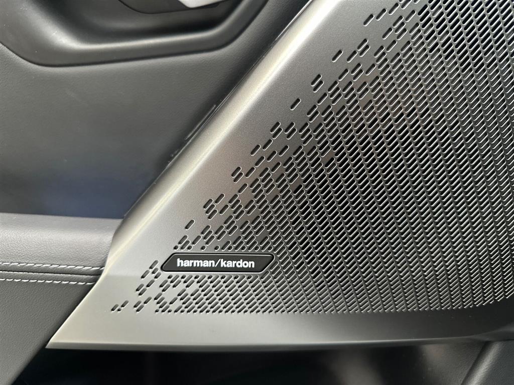 BMW i5 Fully Charged billede 21