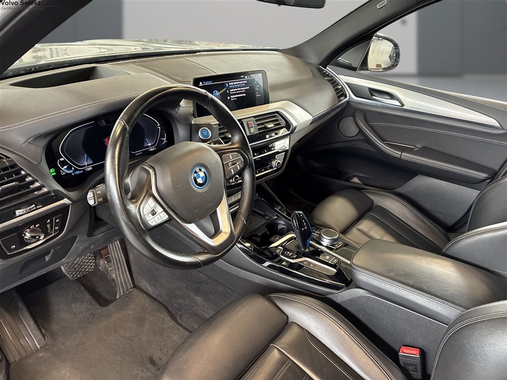 BMW iX3 Charged Plus billede 11