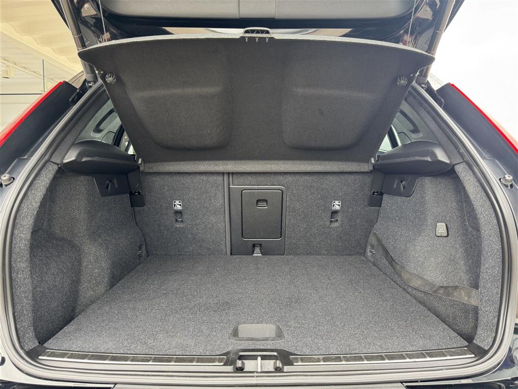 Volvo XC40 R-design billede 12