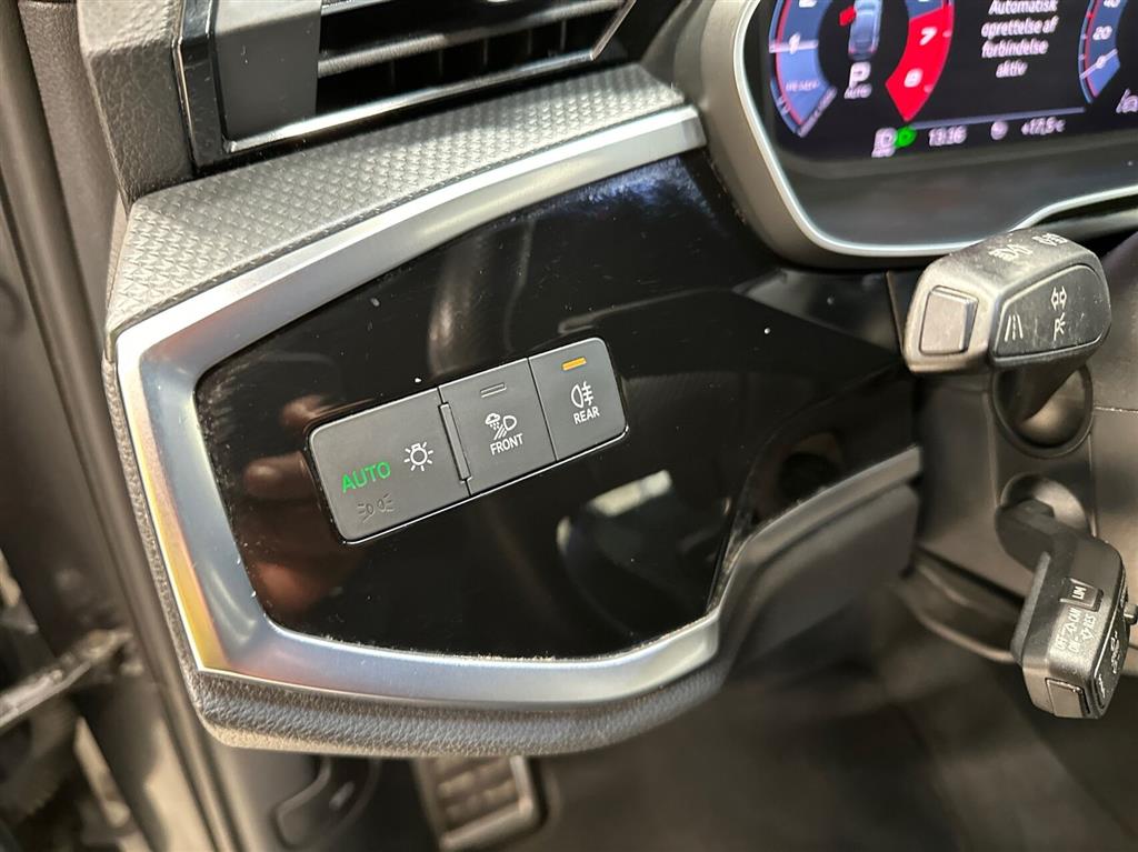 Audi Q3 S Line Prestige billede 18