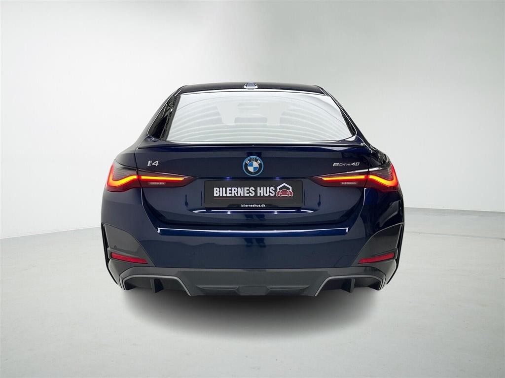 BMW i4 Fully Charged billede 8
