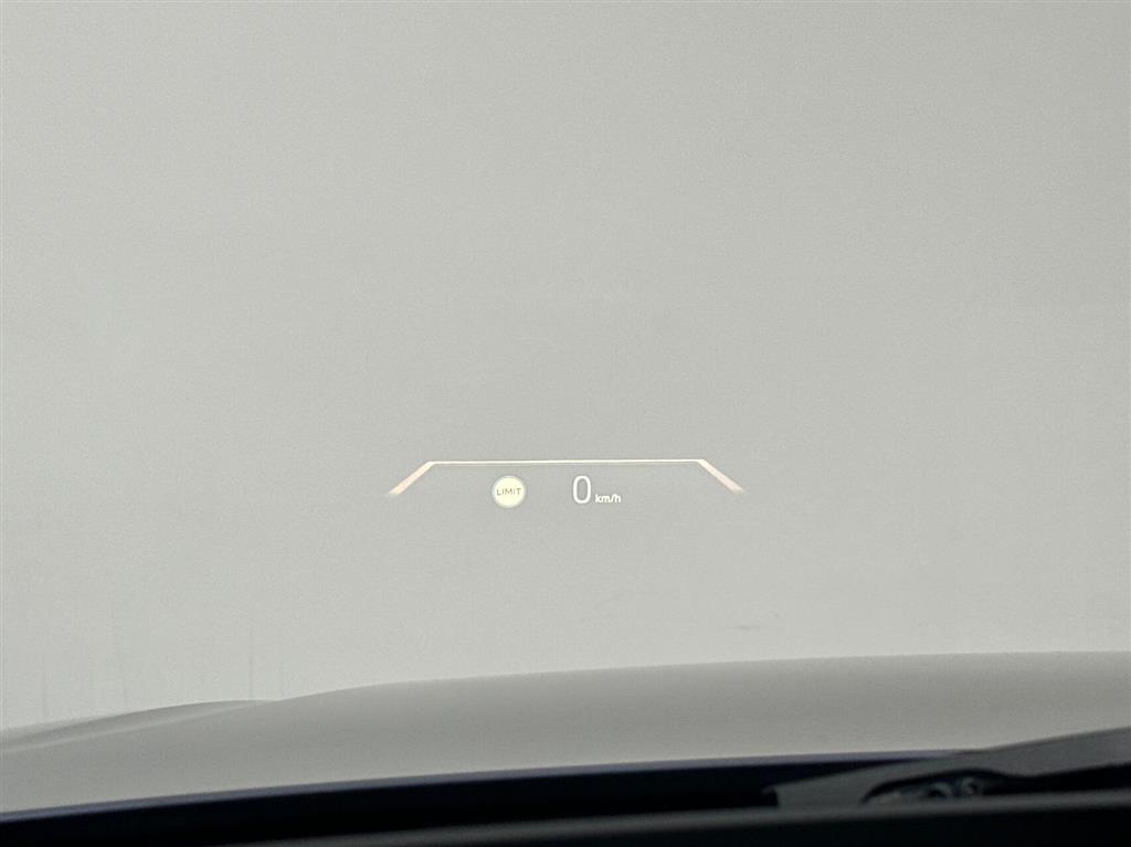 BMW i4 Fully Charged billede 24
