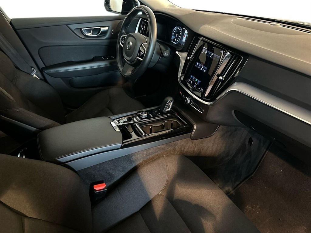 Volvo V60 Momentum billede 10