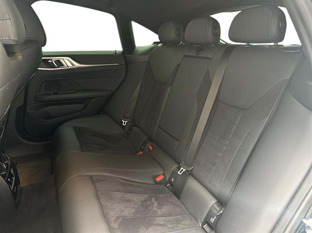 generic.car generic.image 13