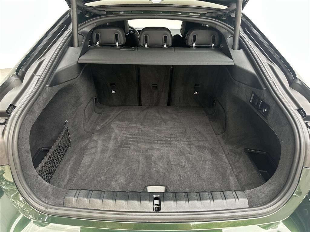 generic.car generic.image 14