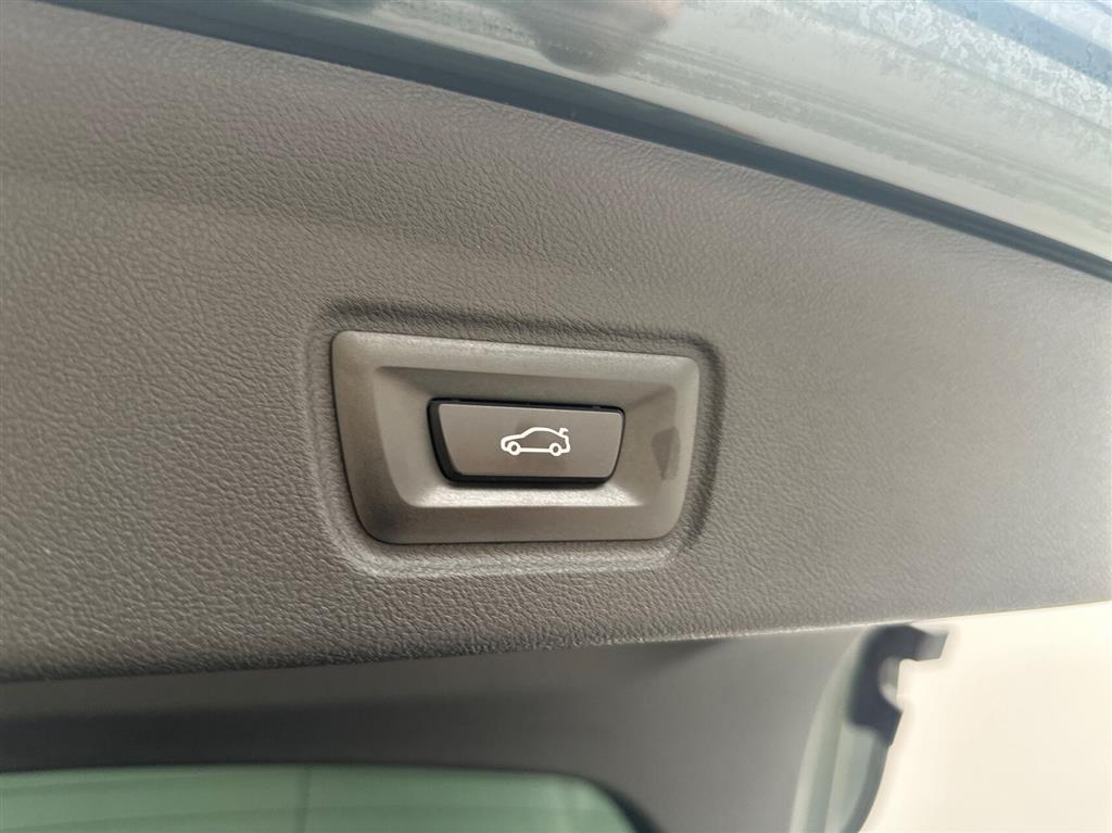 generic.car generic.image 22
