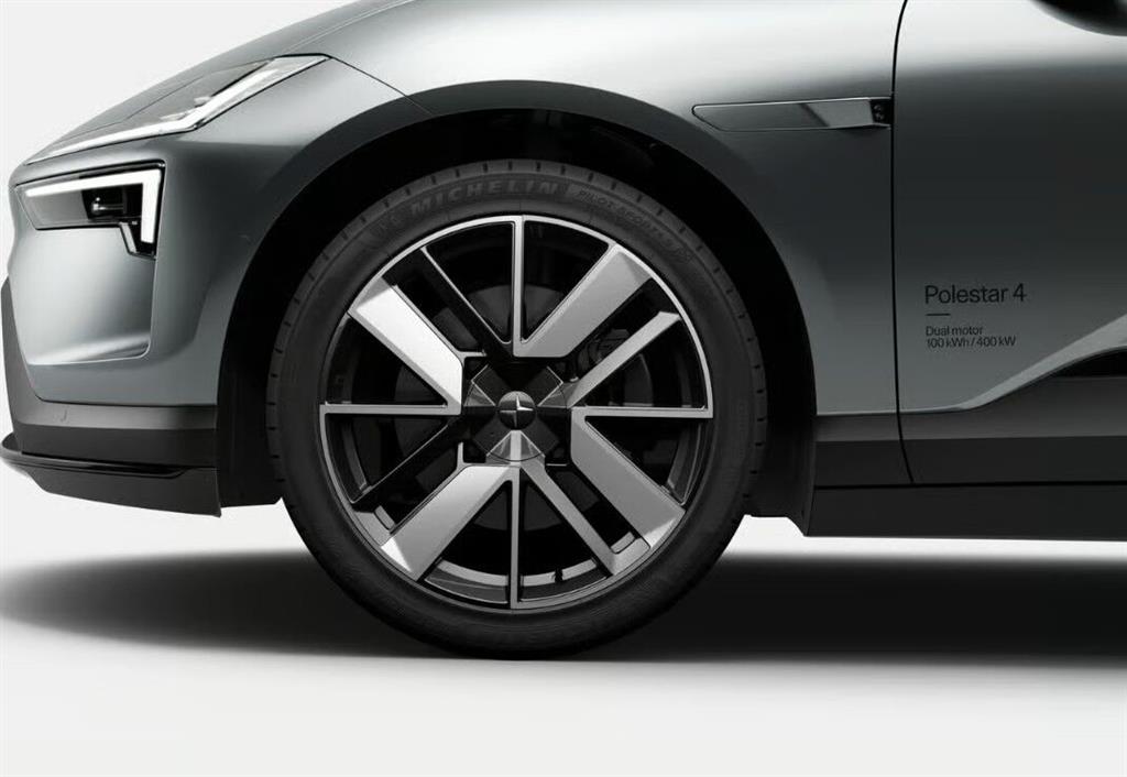 Polestar 4 Long range Dual motor billede 8