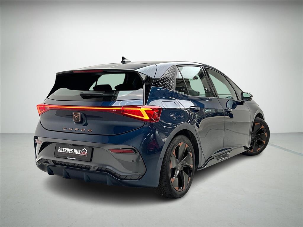 Cupra Born High generic.image 2