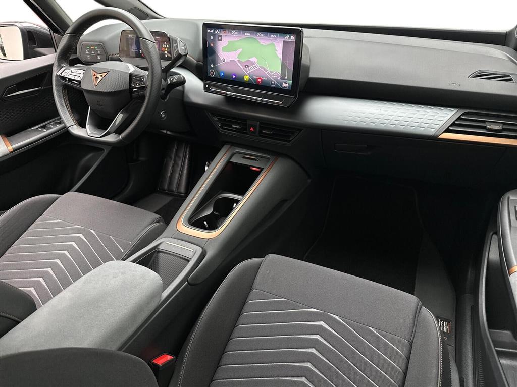 Cupra Born High generic.image 11