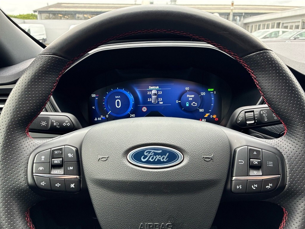 Ford Kuga ST-Line X billede 18