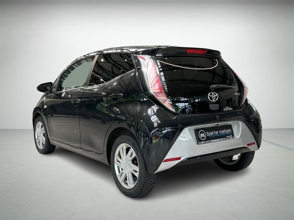 Toyota Aygo X-Black II billede 2