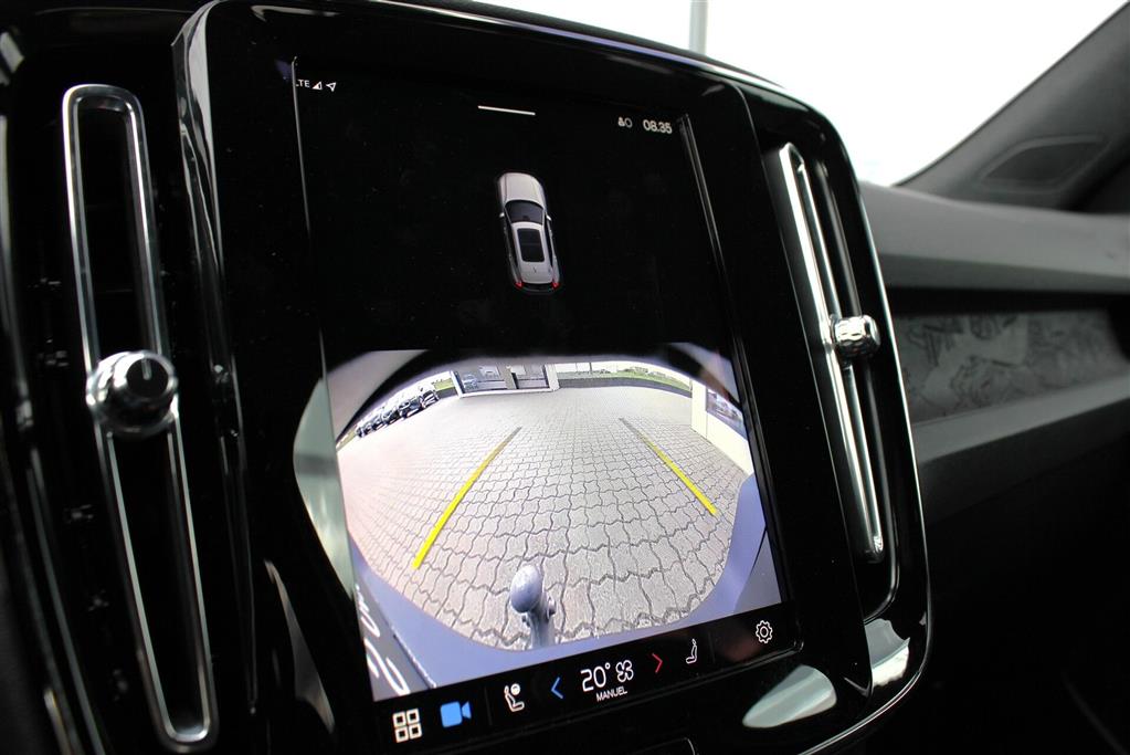 Volvo XC40 Core billede 9
