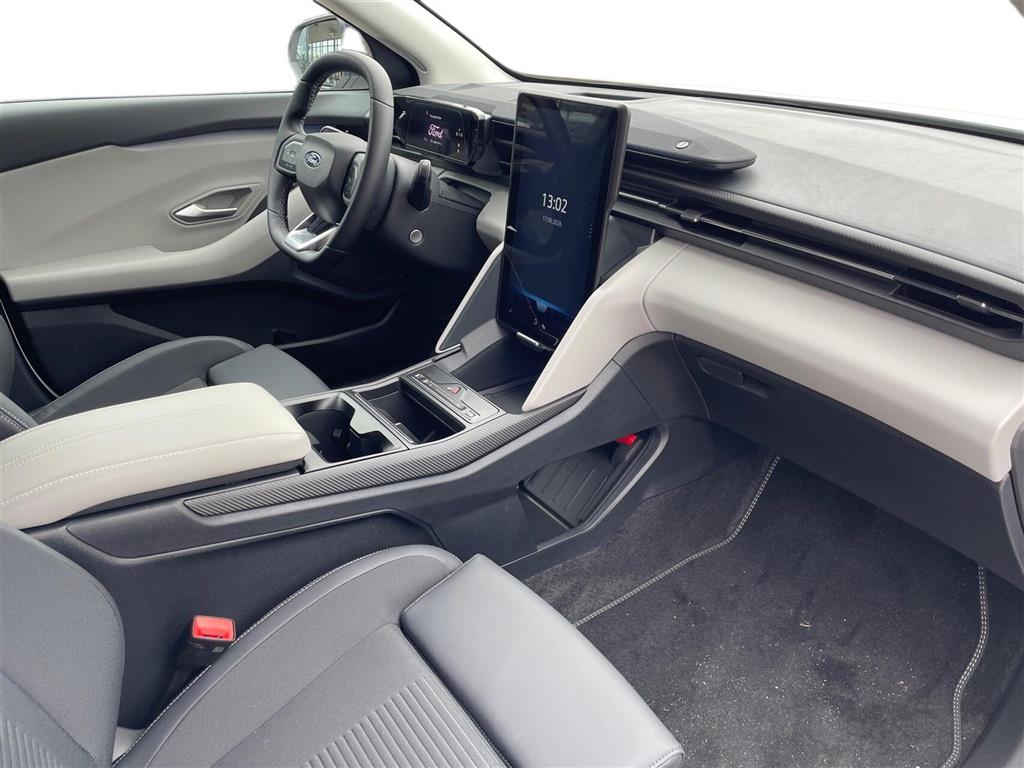 Ford Explorer UR Premium billede 10