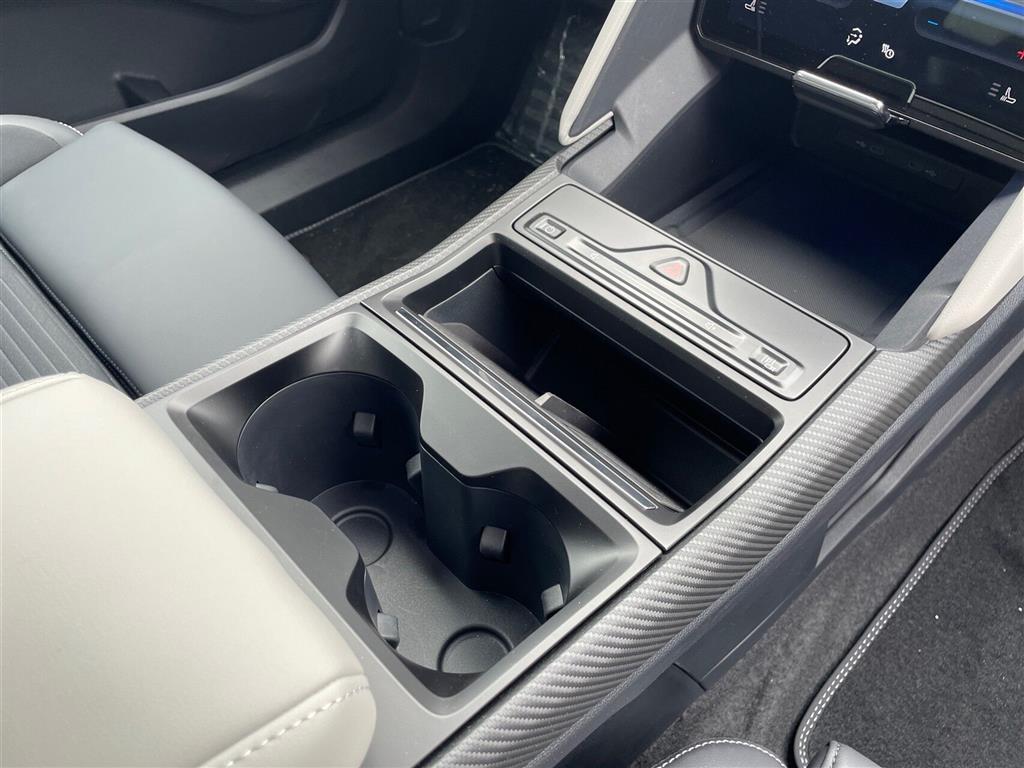 Ford Explorer UR Premium billede 15