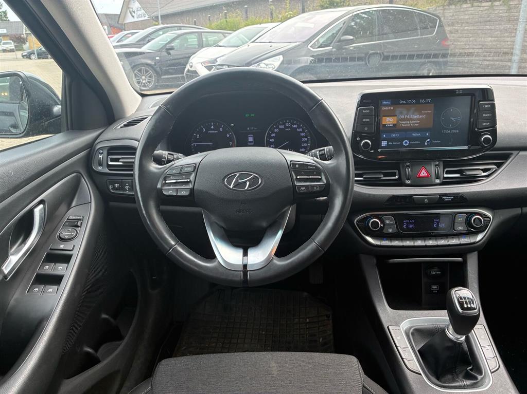 Hyundai i30 Essential billede 3