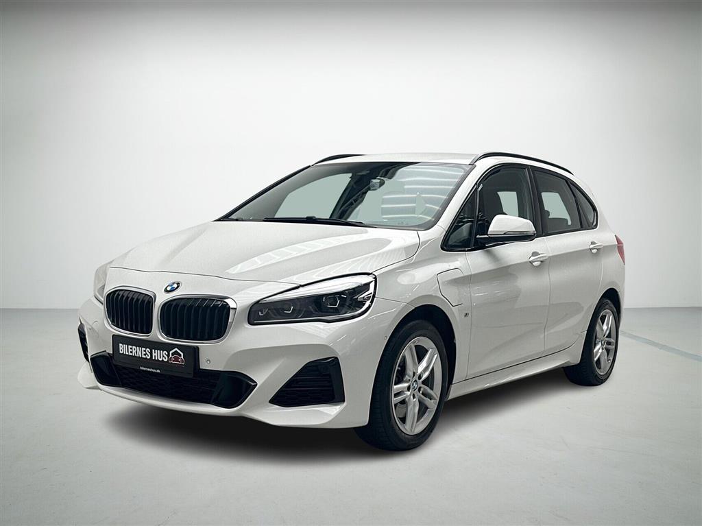 BMW 225xe Advantage