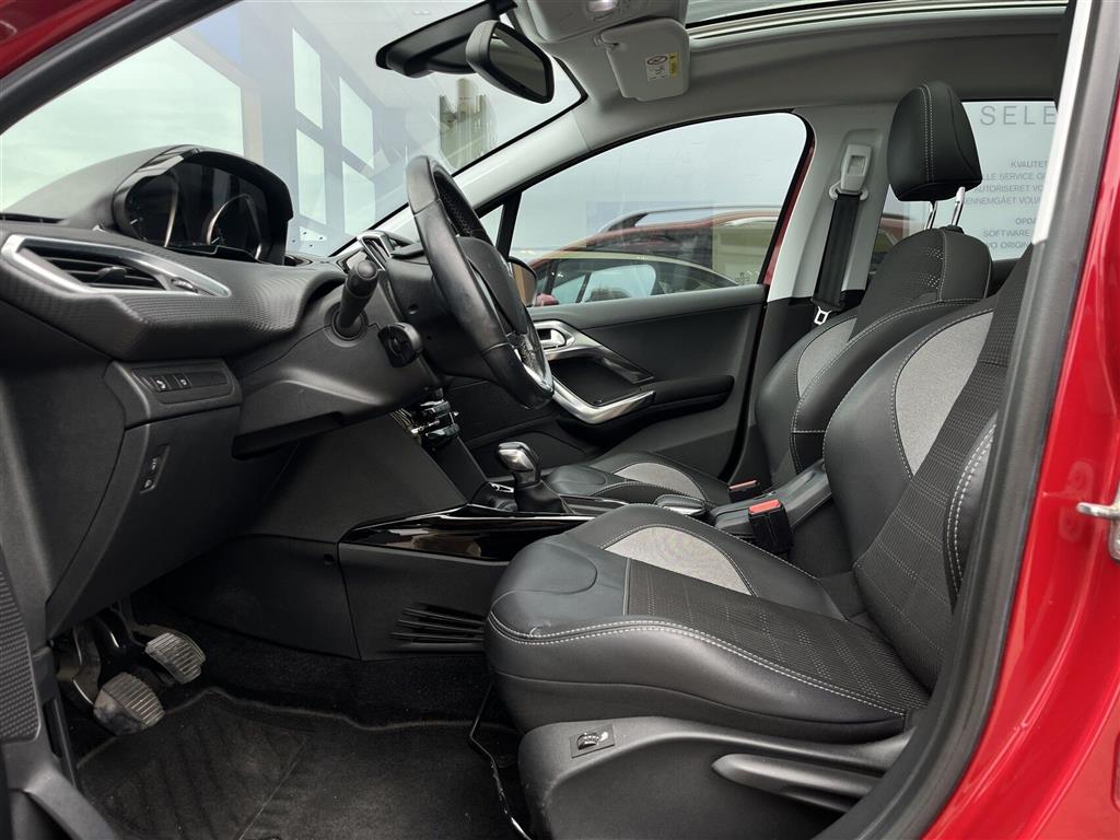 Peugeot 2008 Allure Sky billede 4