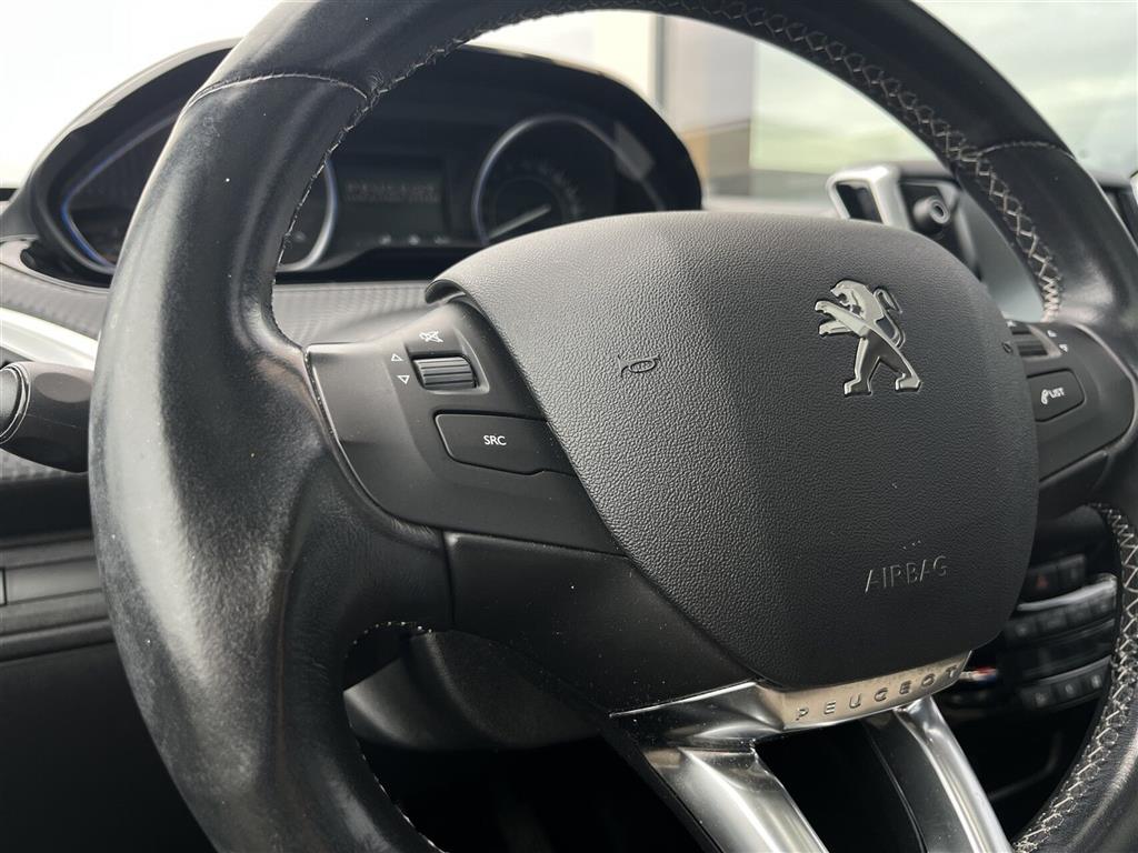Peugeot 2008 Allure Sky billede 9