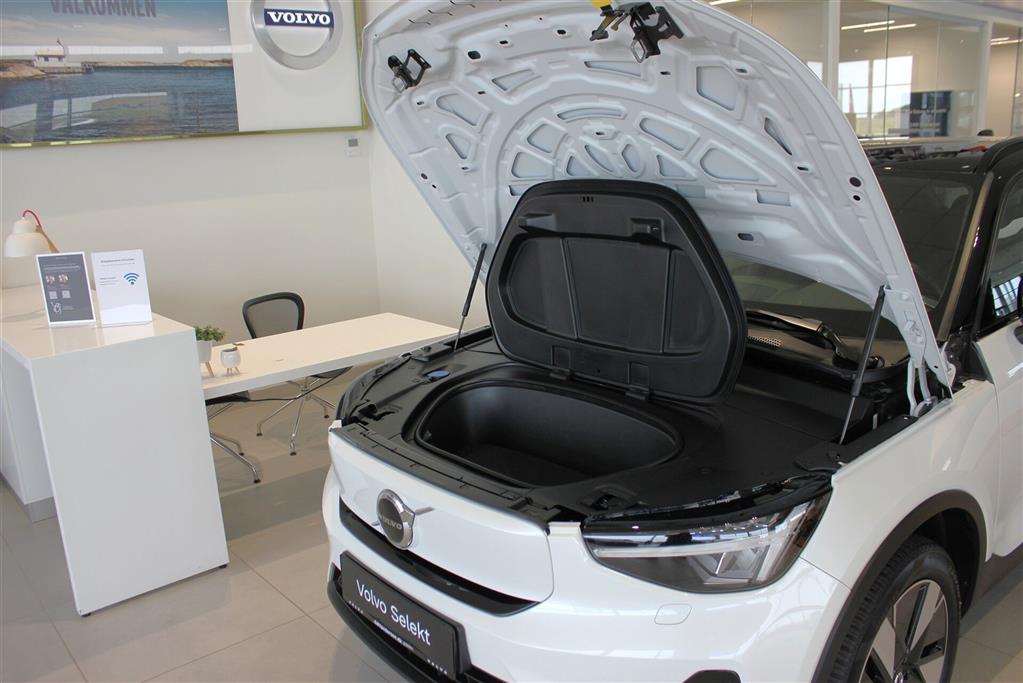 Volvo XC40 Plus billede 18