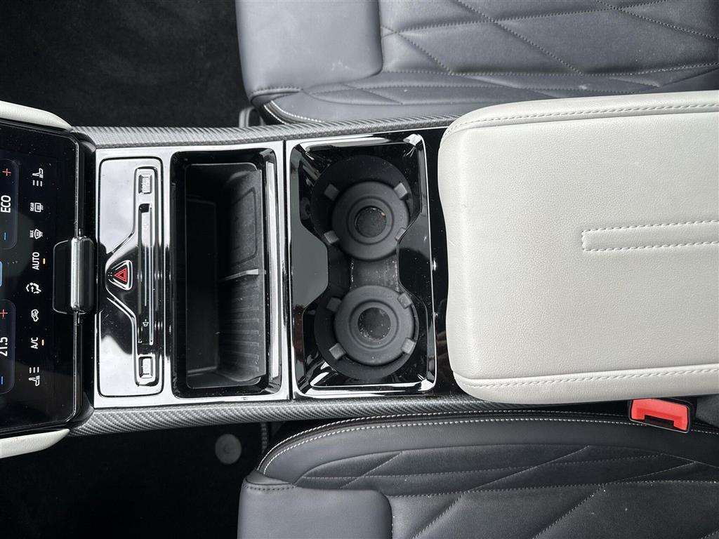 Ford Explorer UR Premium billede 14