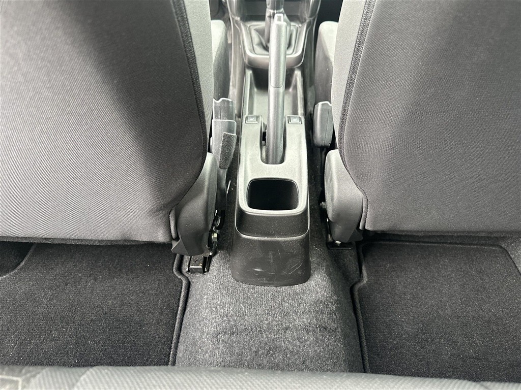 Suzuki Swift Desire billede 15