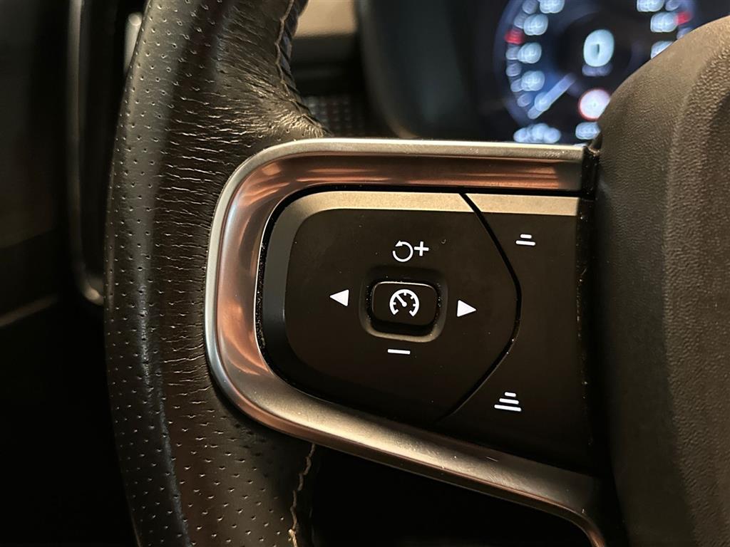 Volvo XC40 R-design billede 16