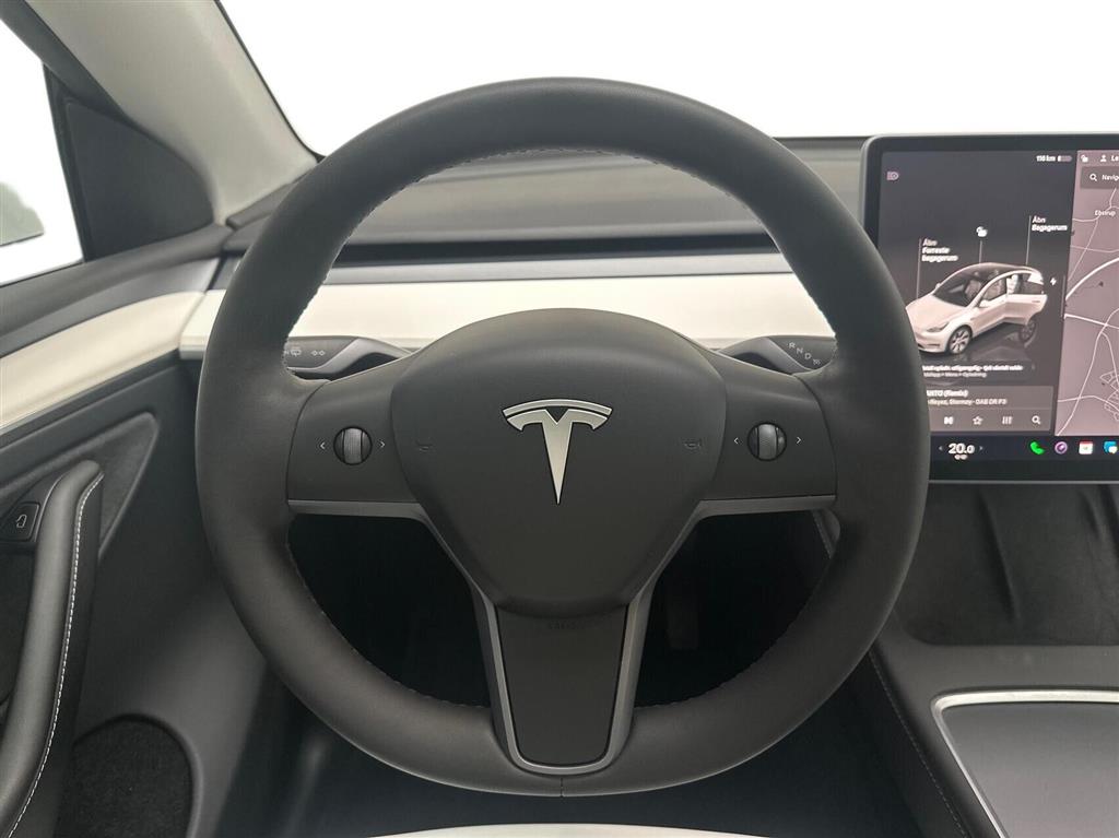 Tesla Model Y Long Range billede 10