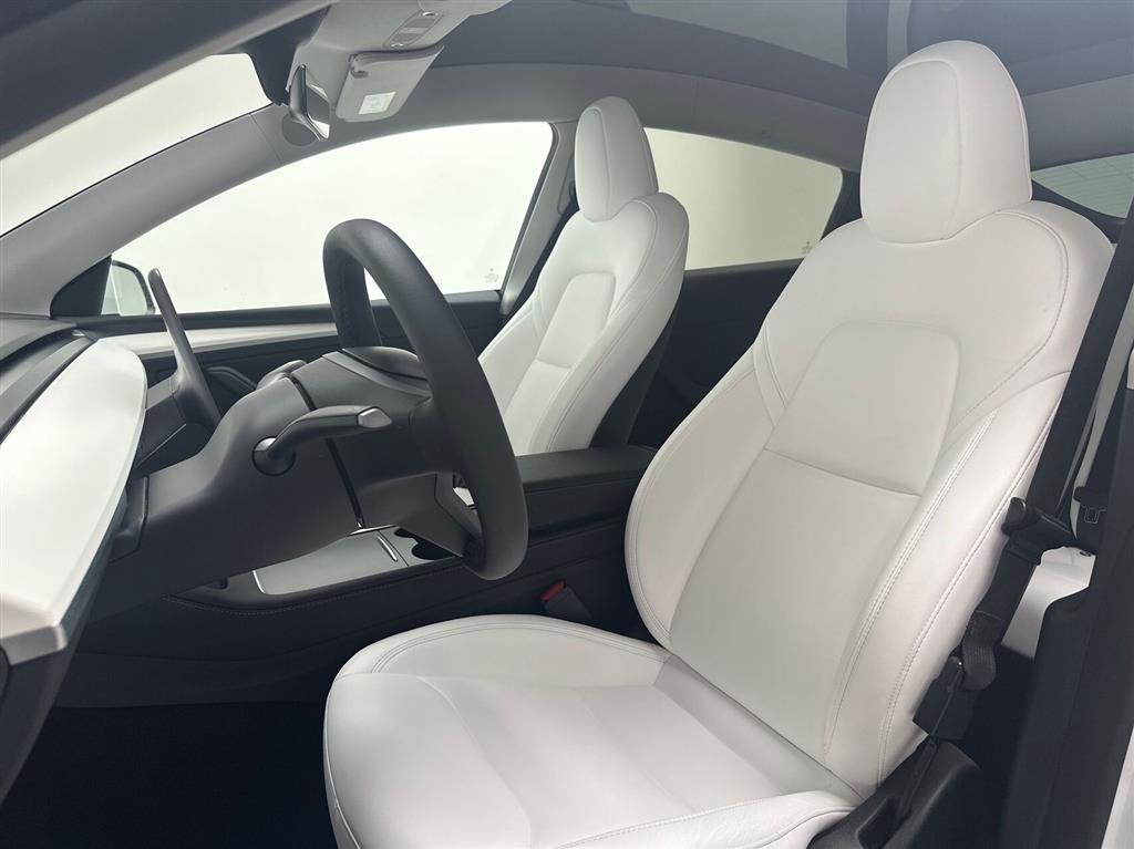 Tesla Model Y Long Range billede 18