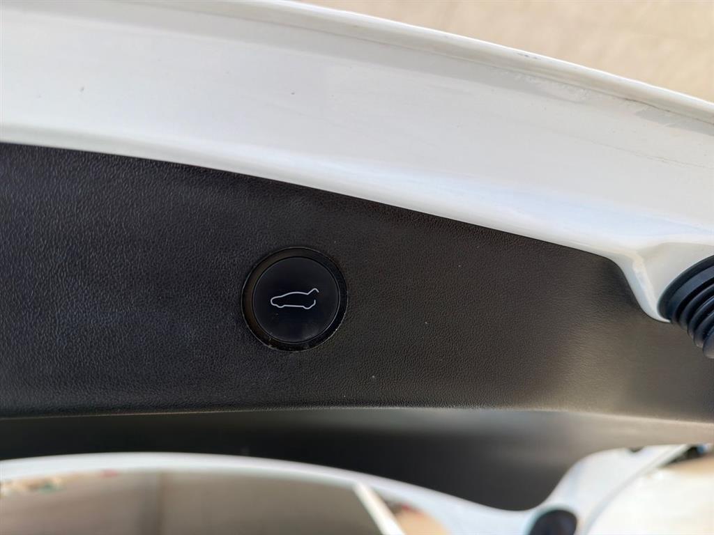 Tesla Model 3 Long Range billede 15