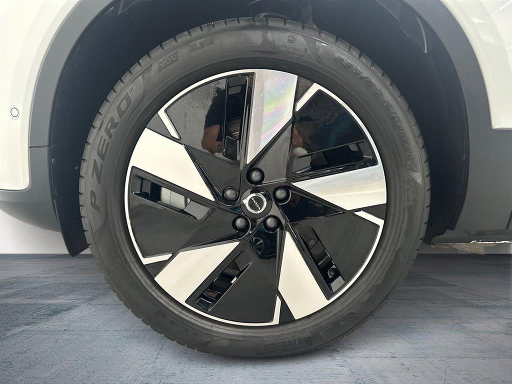 Volvo EX40 Plus billede 10