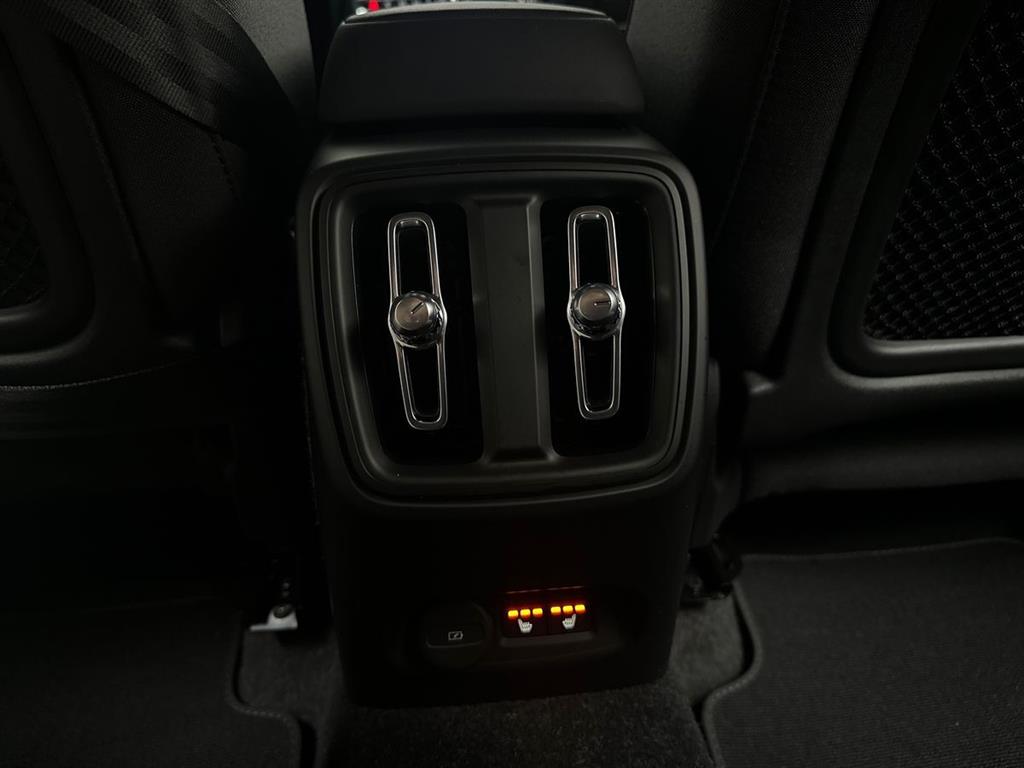 Volvo EX40 Plus billede 23