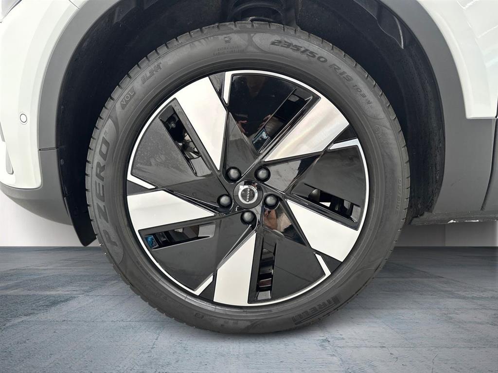 Volvo EX40 Plus billede 10