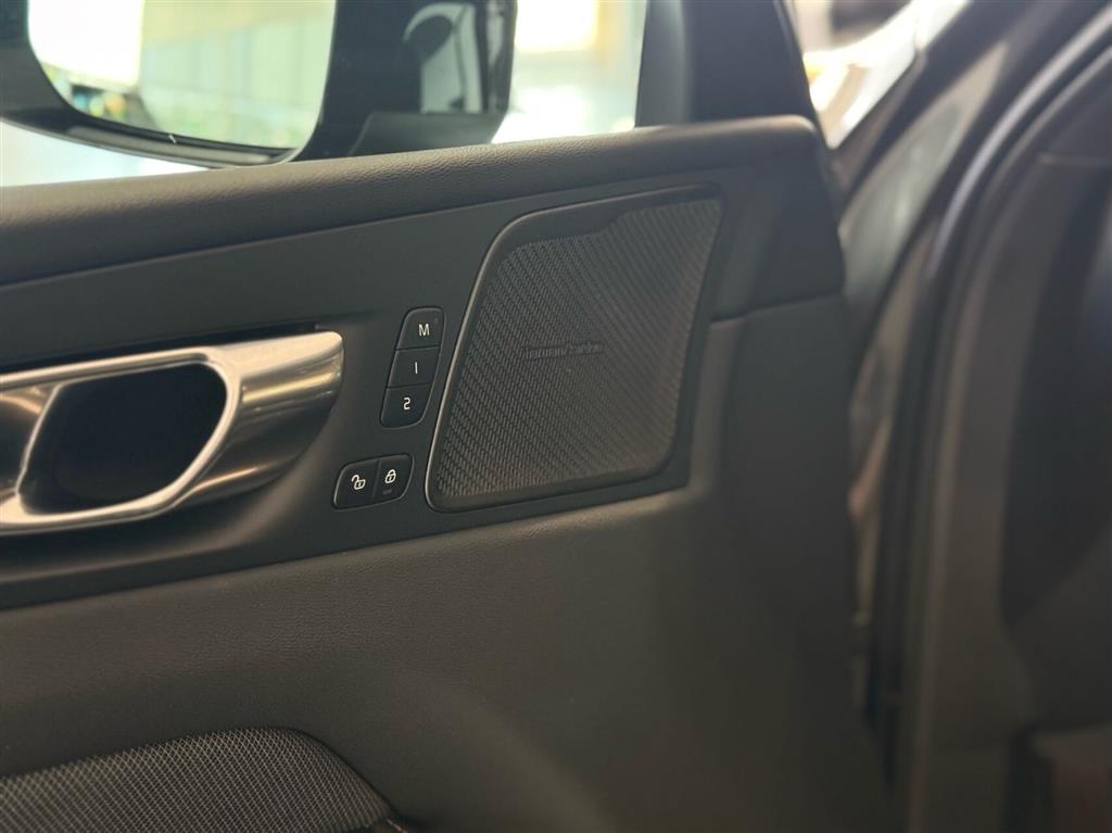 Volvo XC60 R-design billede 17