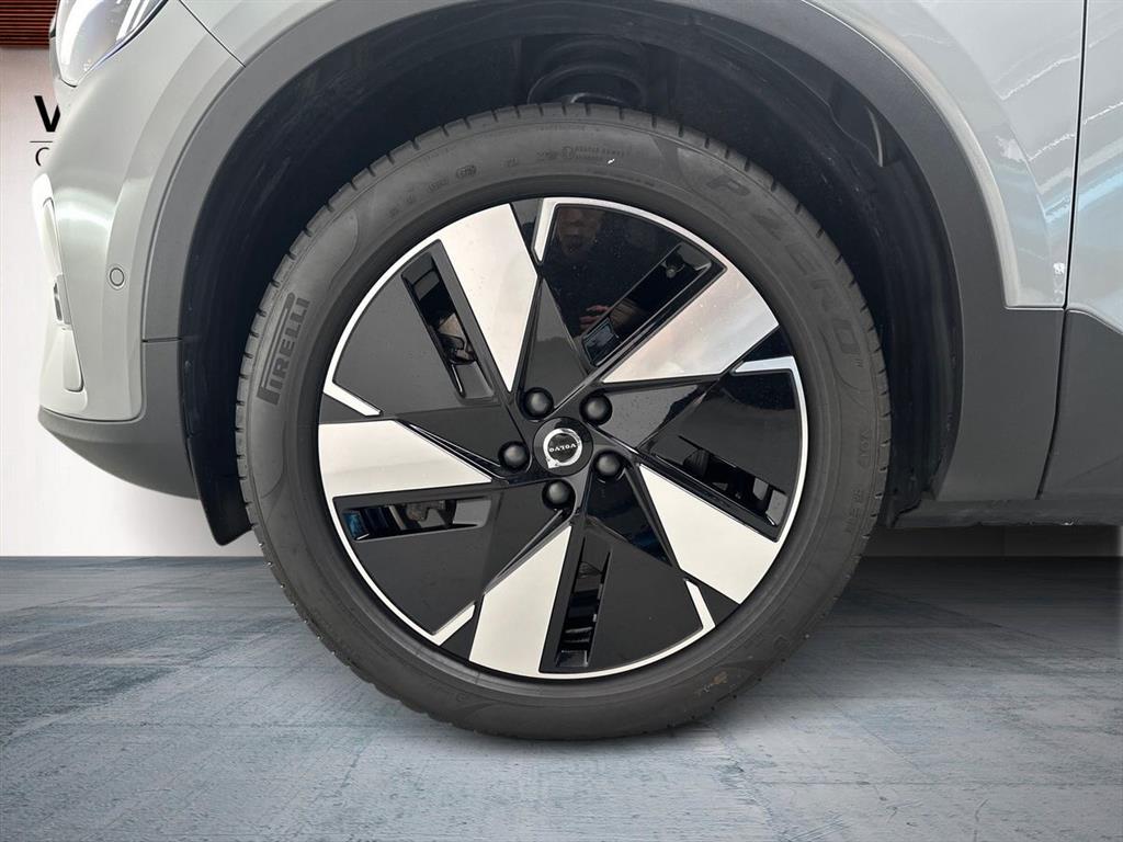 Volvo EX40 Plus billede 10
