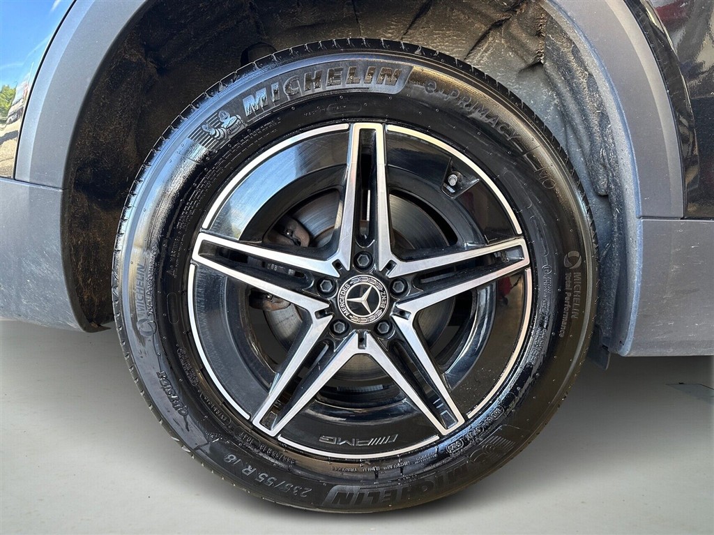 Mercedes-Benz EQB 250+ AMG Line billede 8
