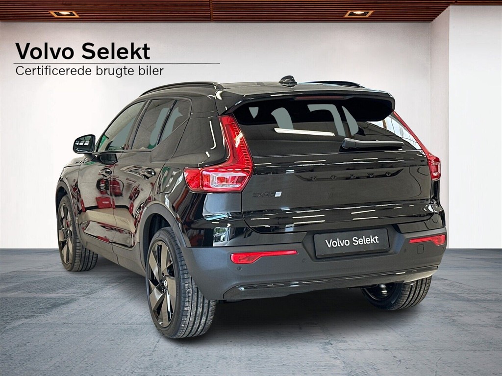 Volvo EX40 Black Edition Excess billede 2