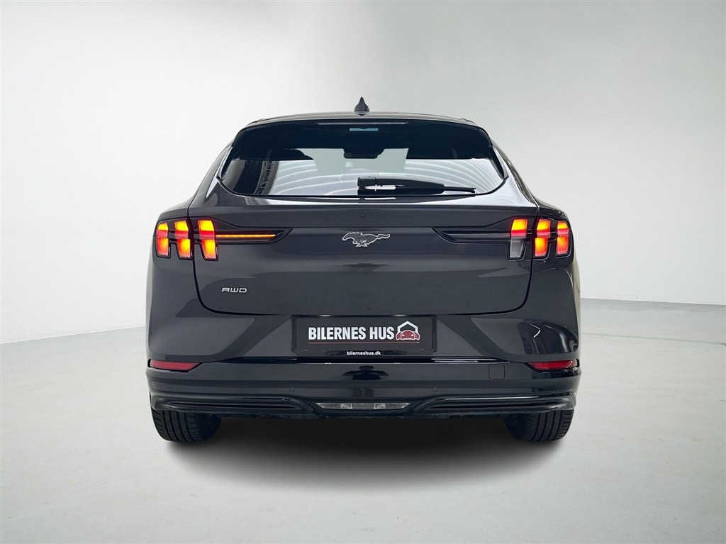 Ford Mustang Mach-E UR Premium billede 8